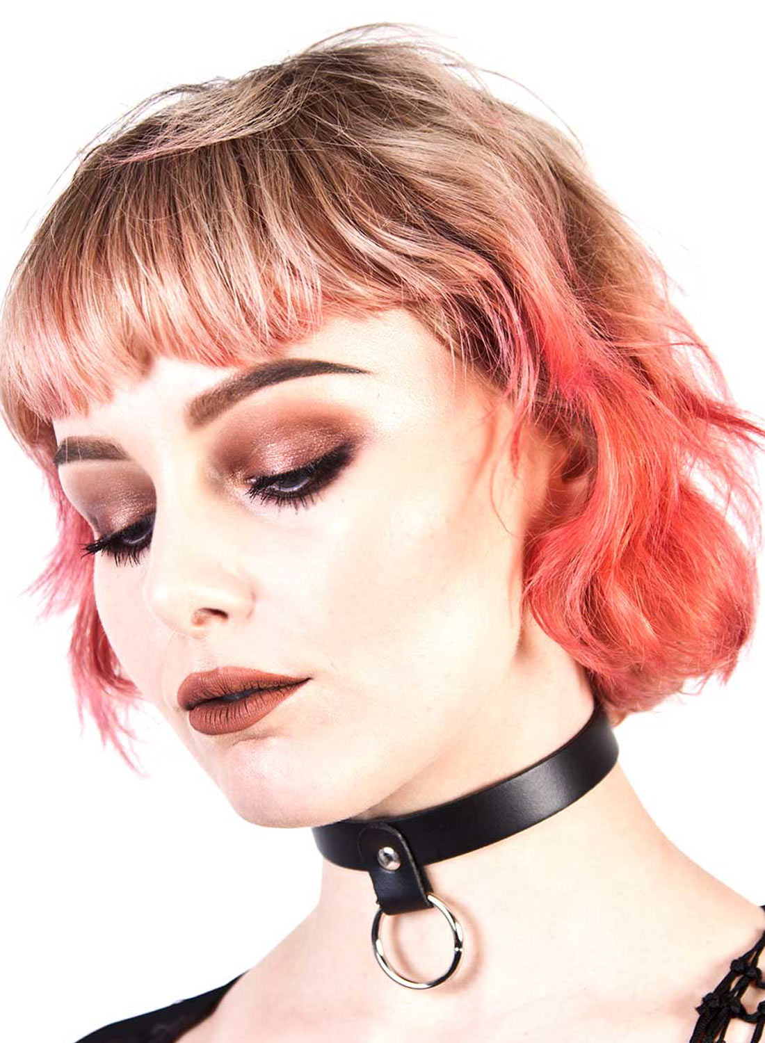 1 række lille ring læder choker