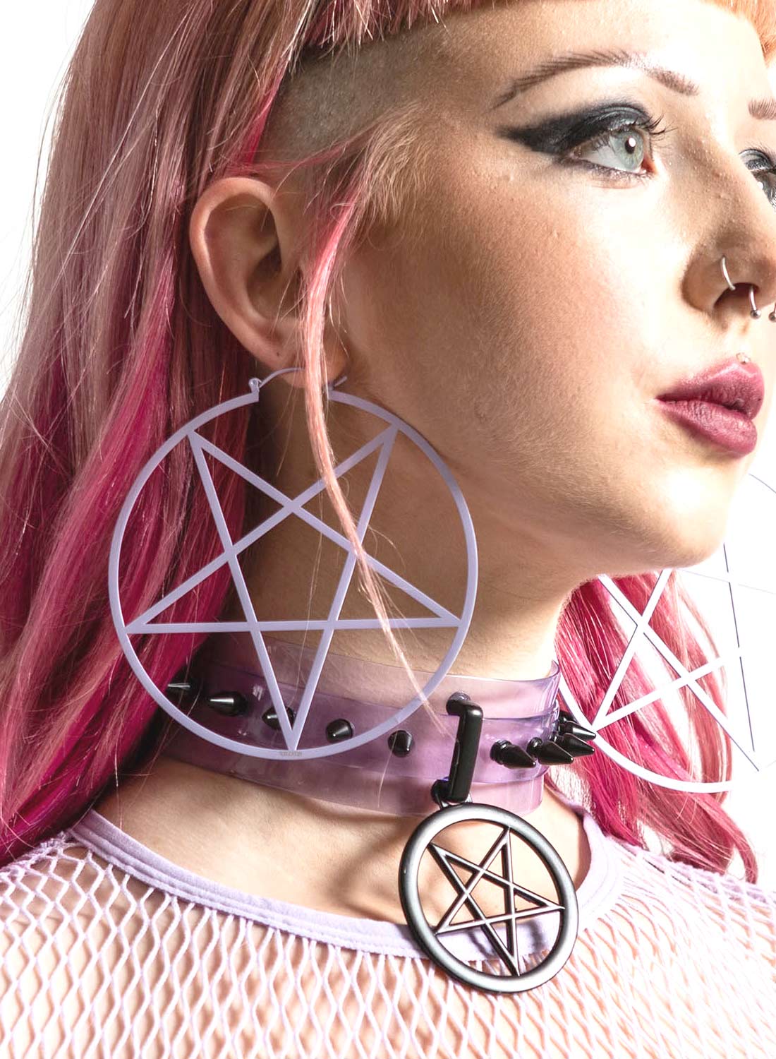 Killstar lilla pentagram øreringe