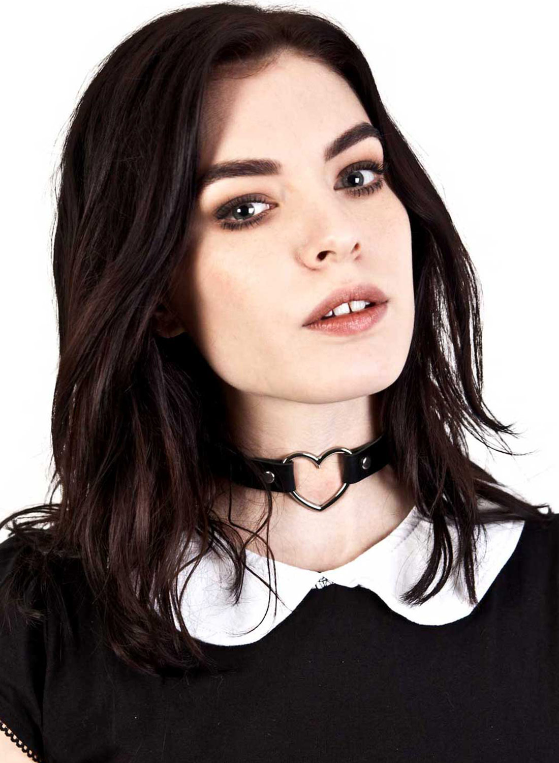 Hjerte Læder Choker Sort