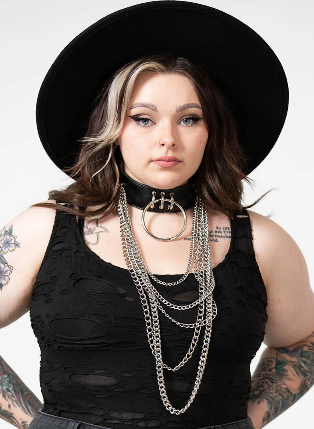 Dybt ødelagt halskæde