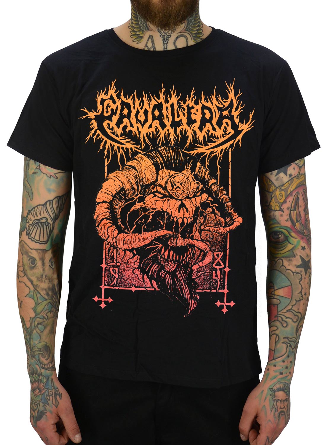 Cavalera T-shirt med orange dødsmetal motiv og dæmonisk design på sort stof.