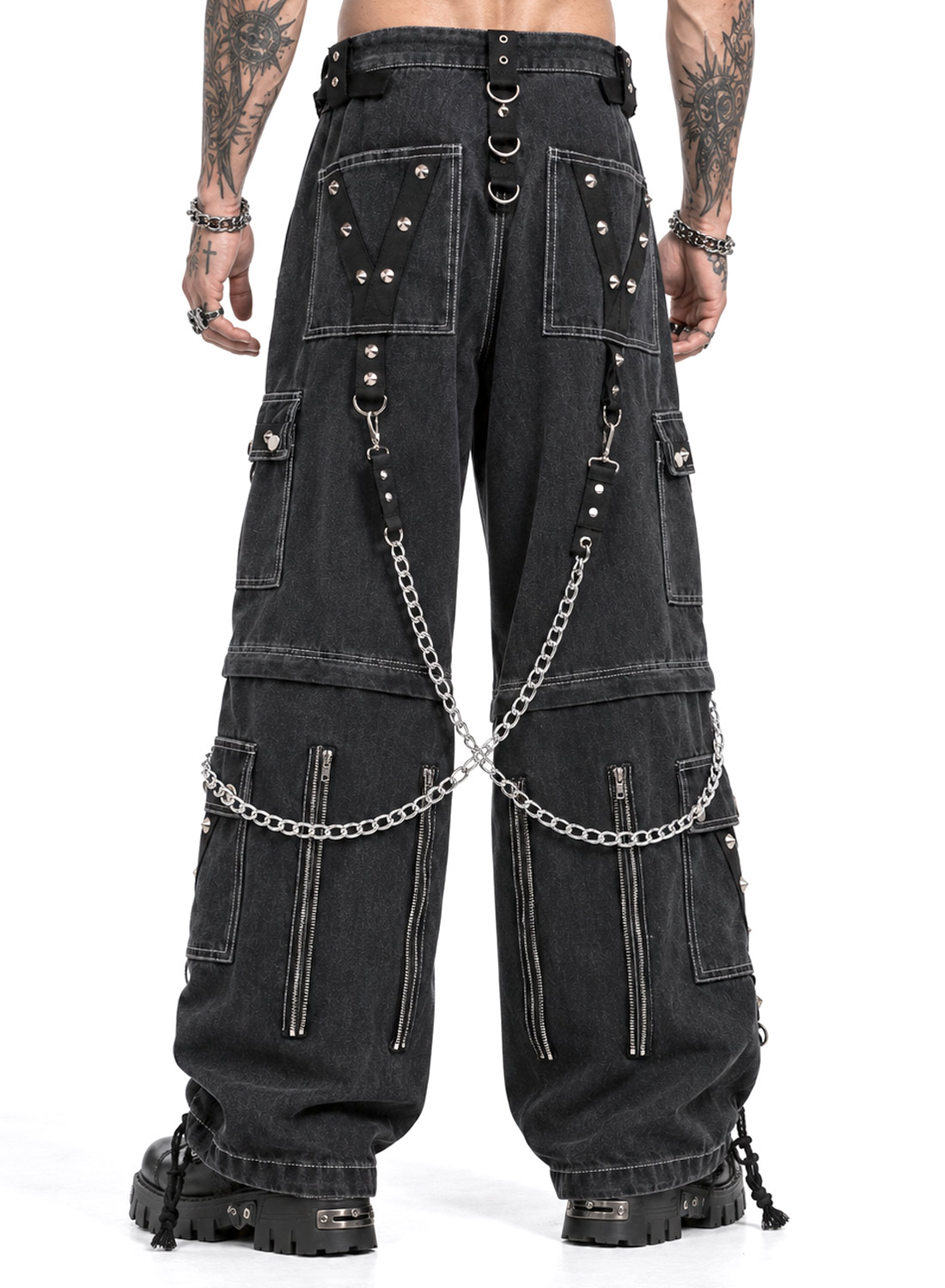 Fra The Abyss Pants Black - Sorte baggy gotiske denimbukser med metalkæder, nitter, stropper og aftagelige bukseben.