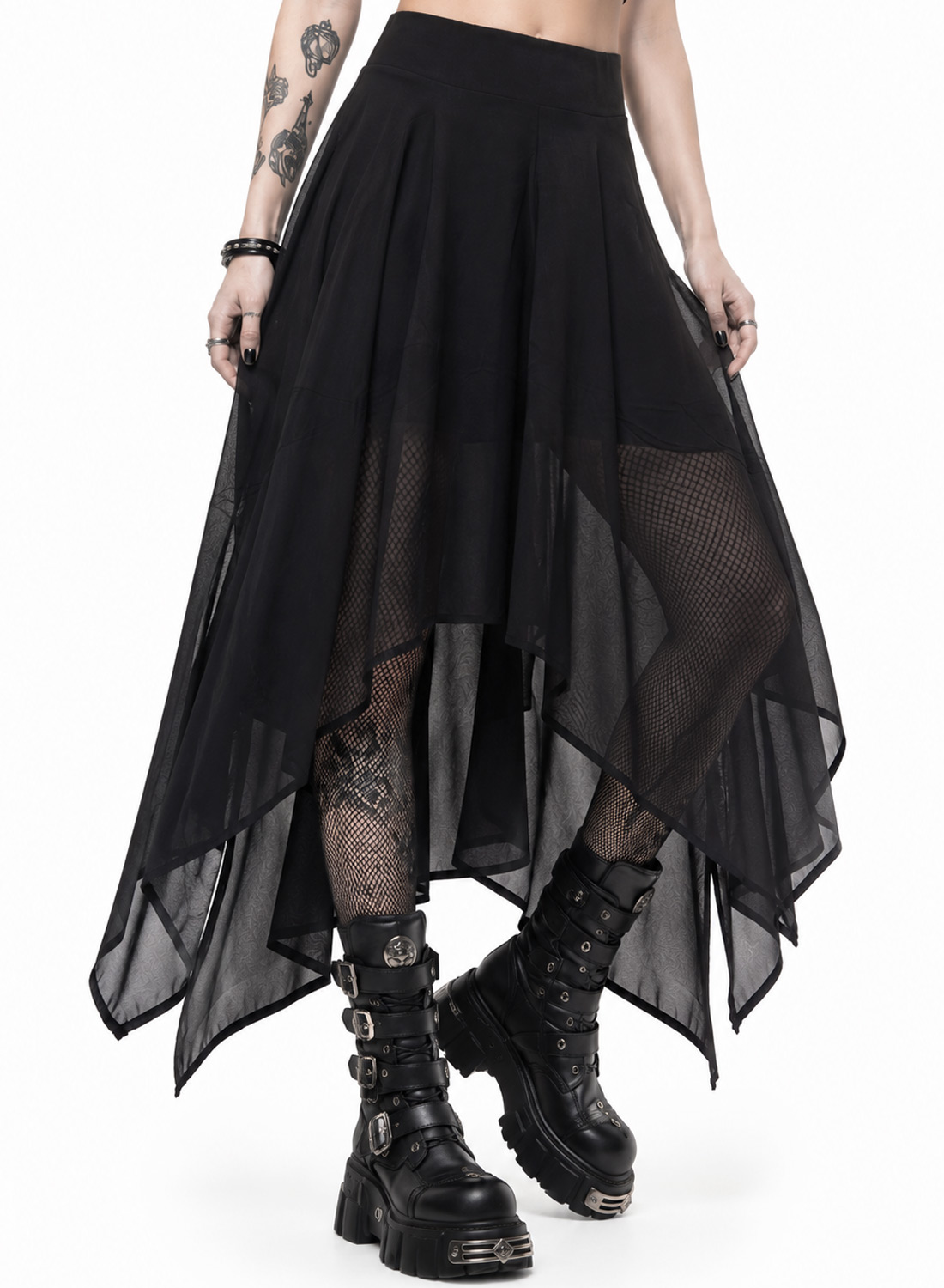 Midnight Shadow Skort – sort asymmetrisk gotisk nederdel med bred elastik i taljen, gennemsigtige lag, spidse ender og indbyggede hotpants.